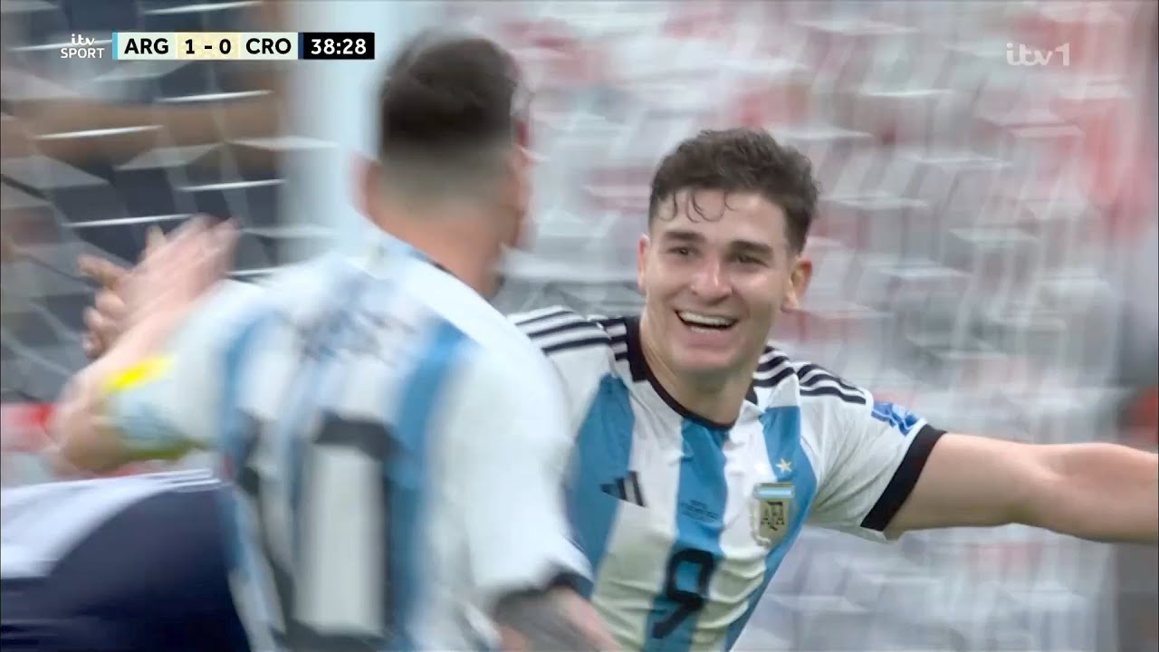 Juli&aacute;n &Aacute;lvarez Amazing Performance vs Croatia World Cup 2022 | TWO GOALS