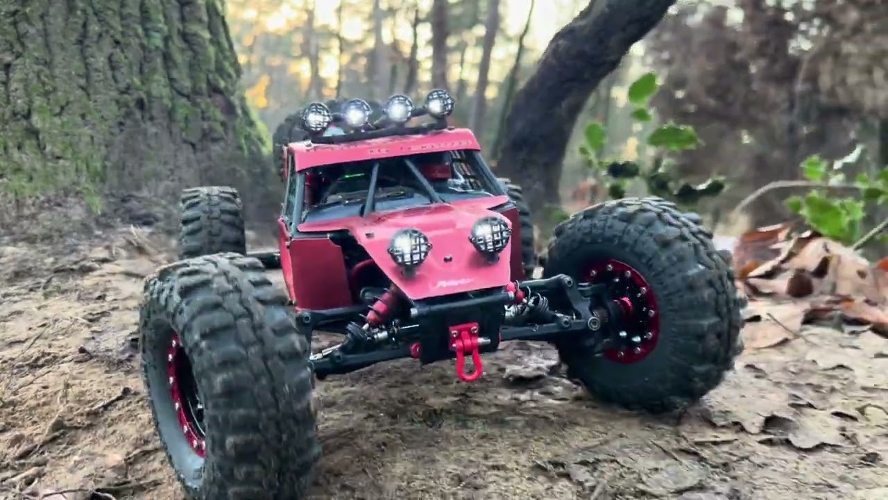 Amewi 1:12 Crawler  @Amewicom 