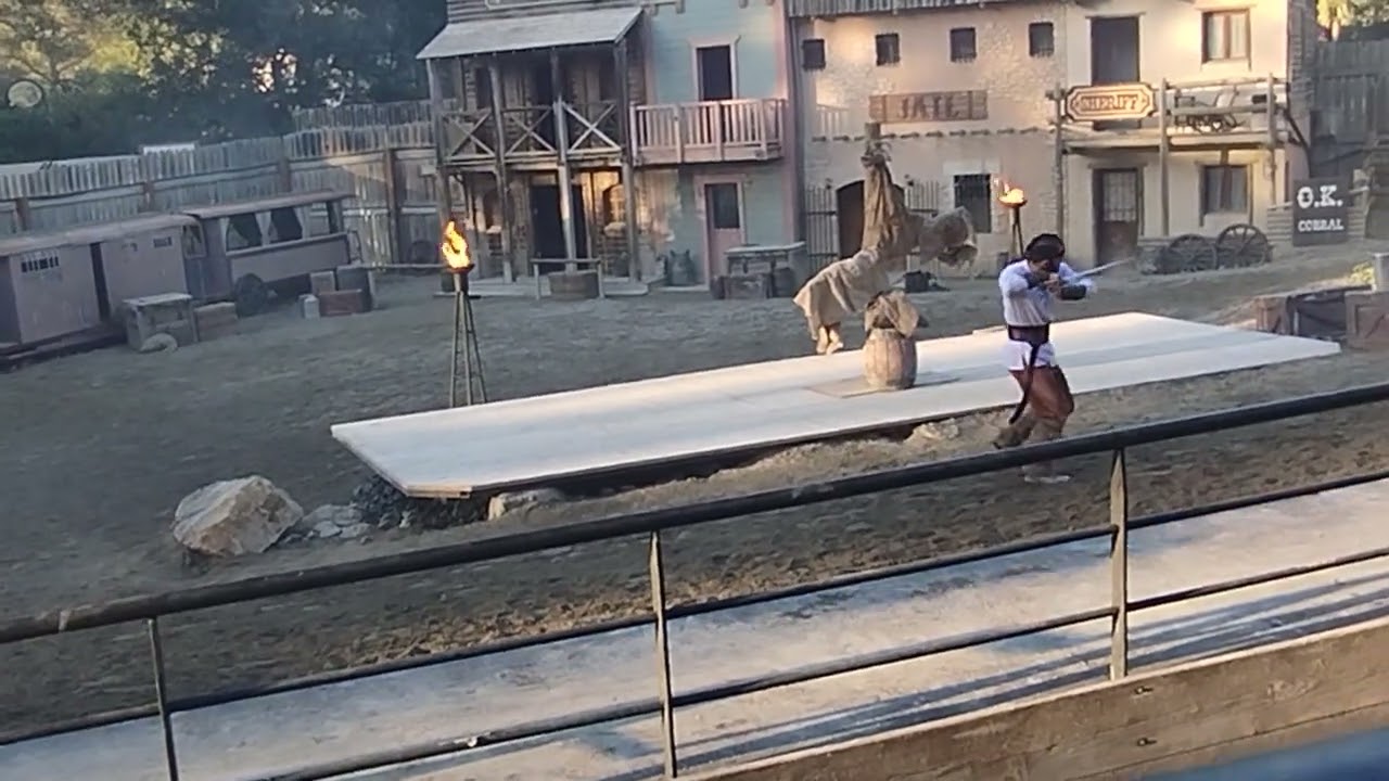 spectacle de OK corral ténèbres