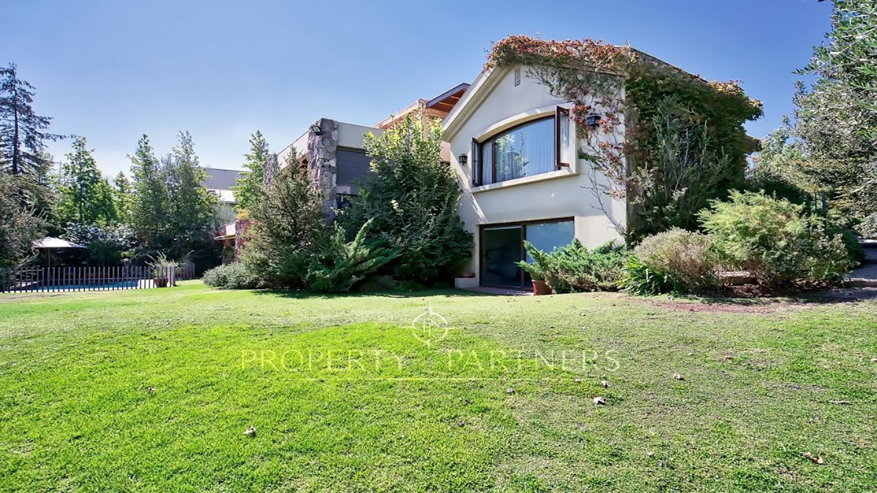 Casa en condominio Lomas de la Dehesa, gran vista y seguridad