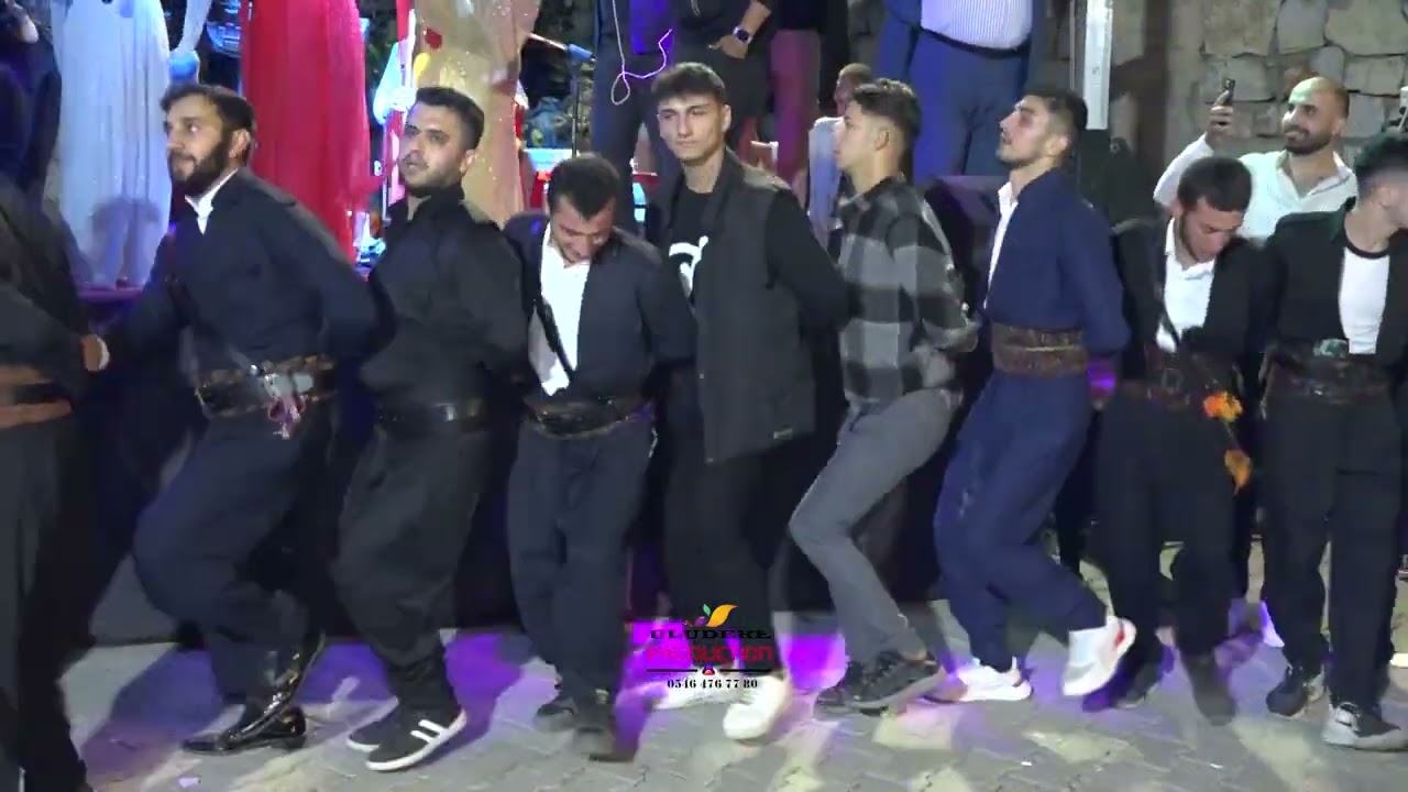 Hilal belediye başkanı Cafer Benek'in Oğlu Uğur Benek'in Düğünü Part-8