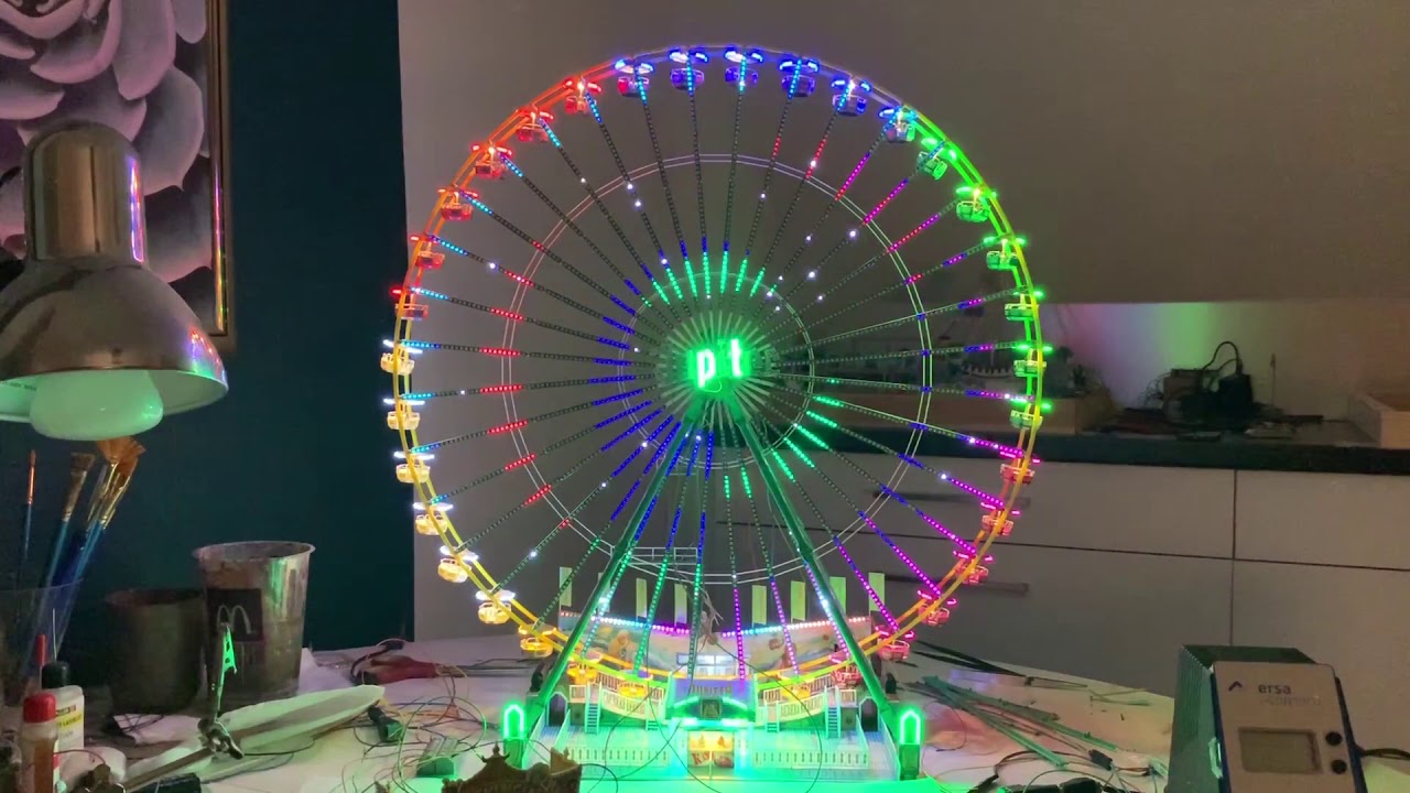 Faller Kirmes Riesenrad Jupiter mit ca. 3400 Leds. Aktueller Bauzustand