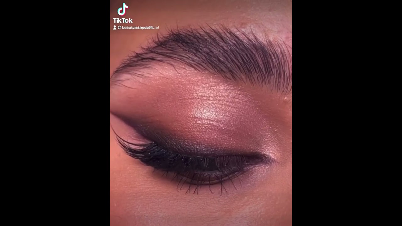 SLAYING in our best selling Miami LASHES!! #beautylashedofficial