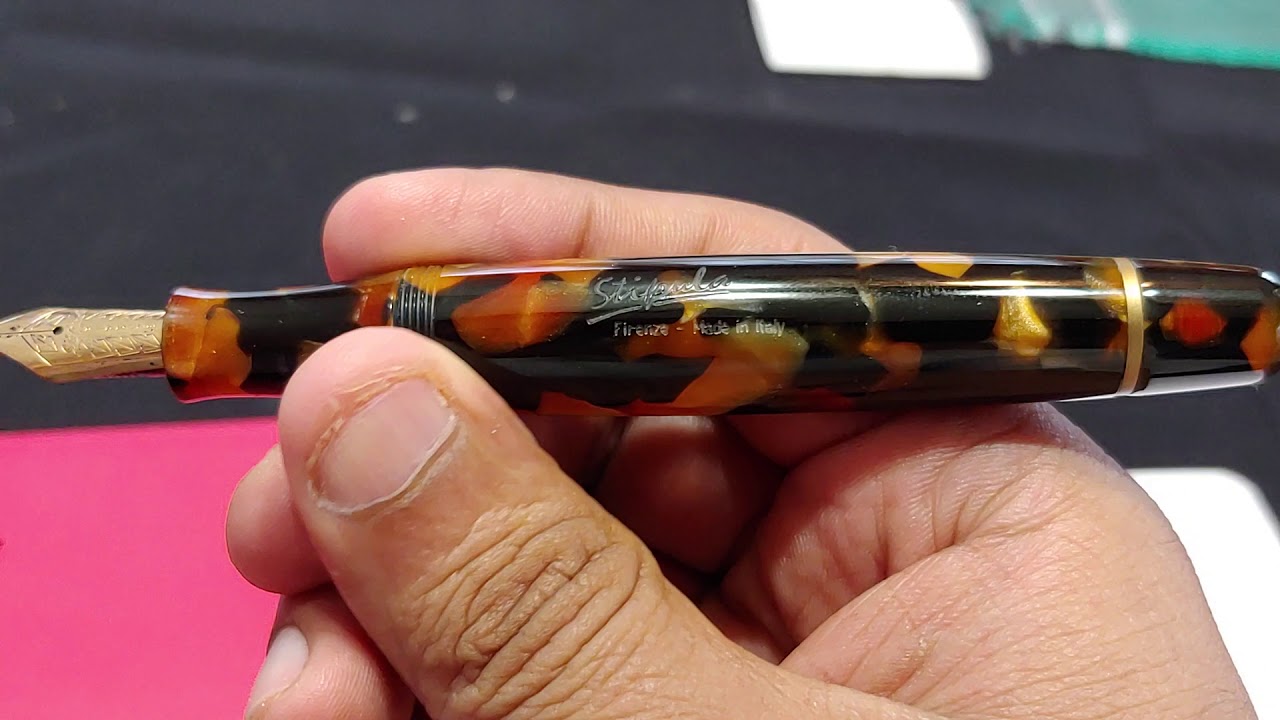 Quick look at the Stipula Etruria Tortoise fountain pen