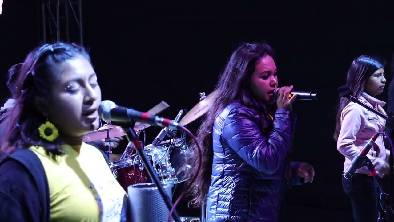 La Cumbia de MARICRUZ - las seguidoras del patron