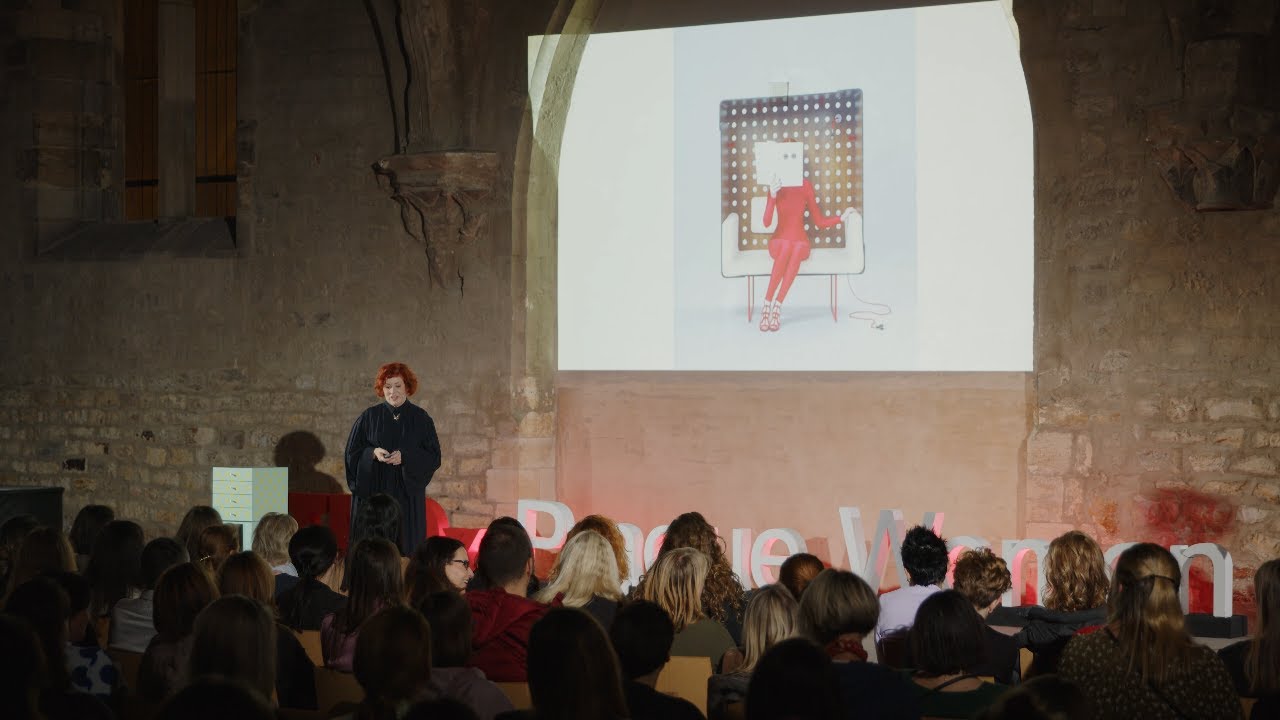 Nikdy není pozdě | Helena Dařbujánová | TEDxPragueWomen
