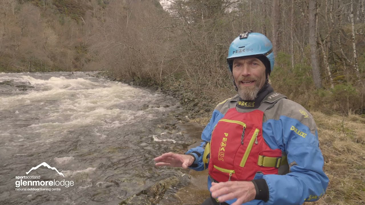 03 Getting back on the river: recognising features on the water