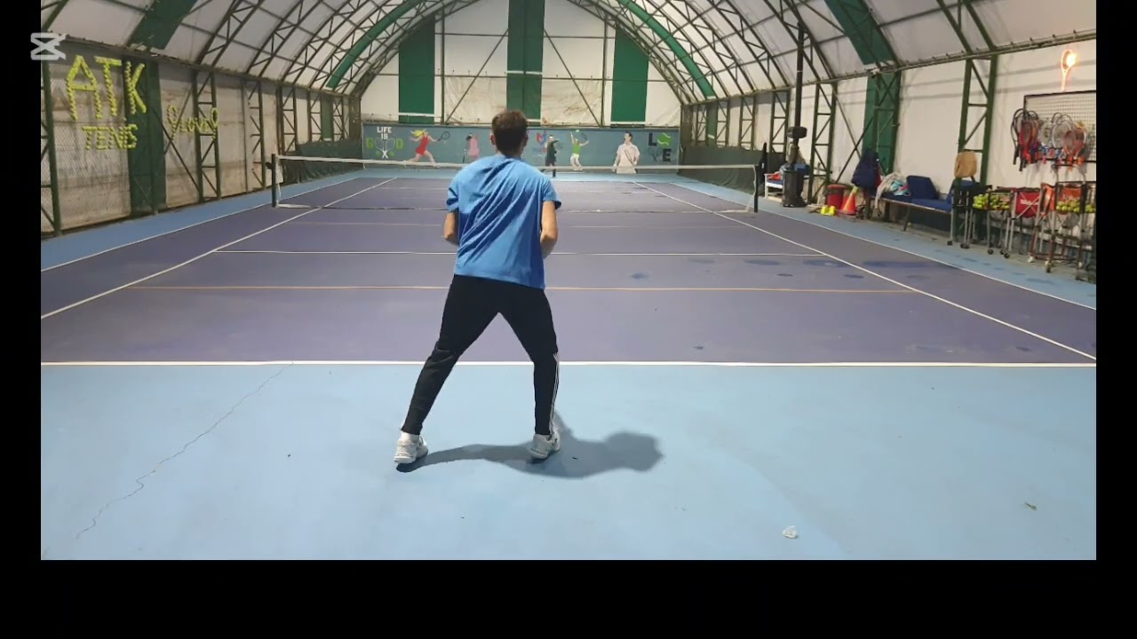 Ozgur umut senior tennis