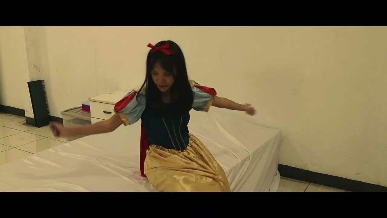 FLOWERS DAY TEASER 2025 “SNOW WHITE” SMAN 8 BANDUNG