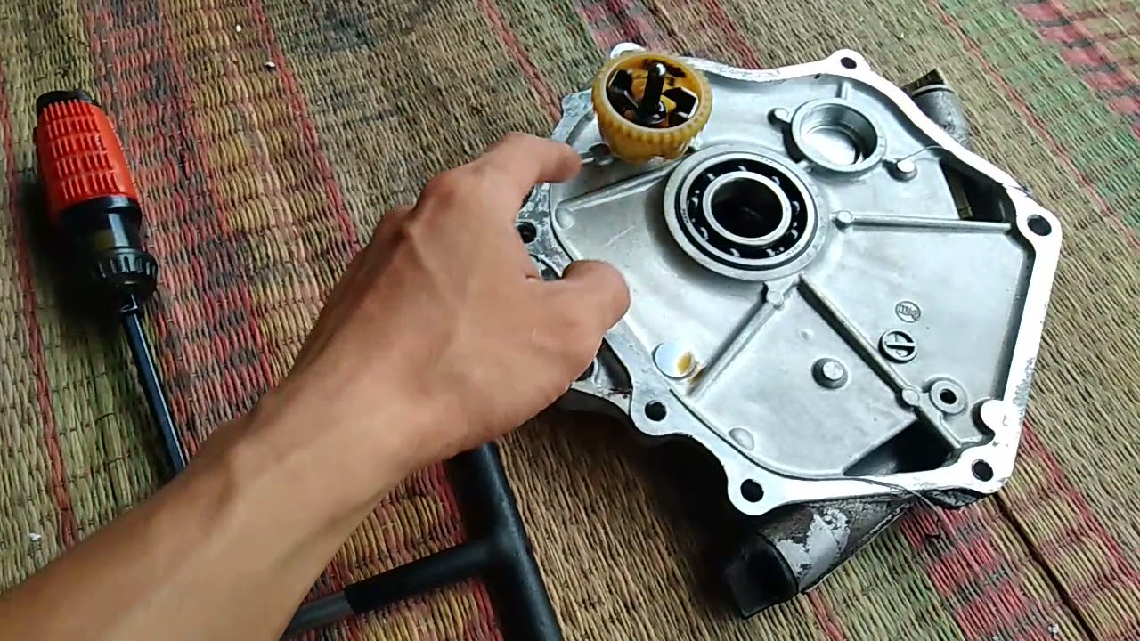 máy xăng chạy sên cam lên bình xăng Bông Mai