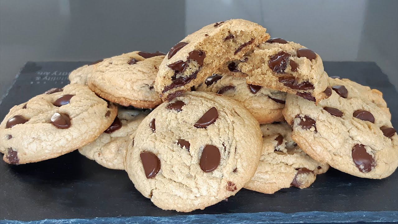 [ENG] COOKIES COM GOTAS DE CHOCOLATE (RECEITA FAVORITA)
