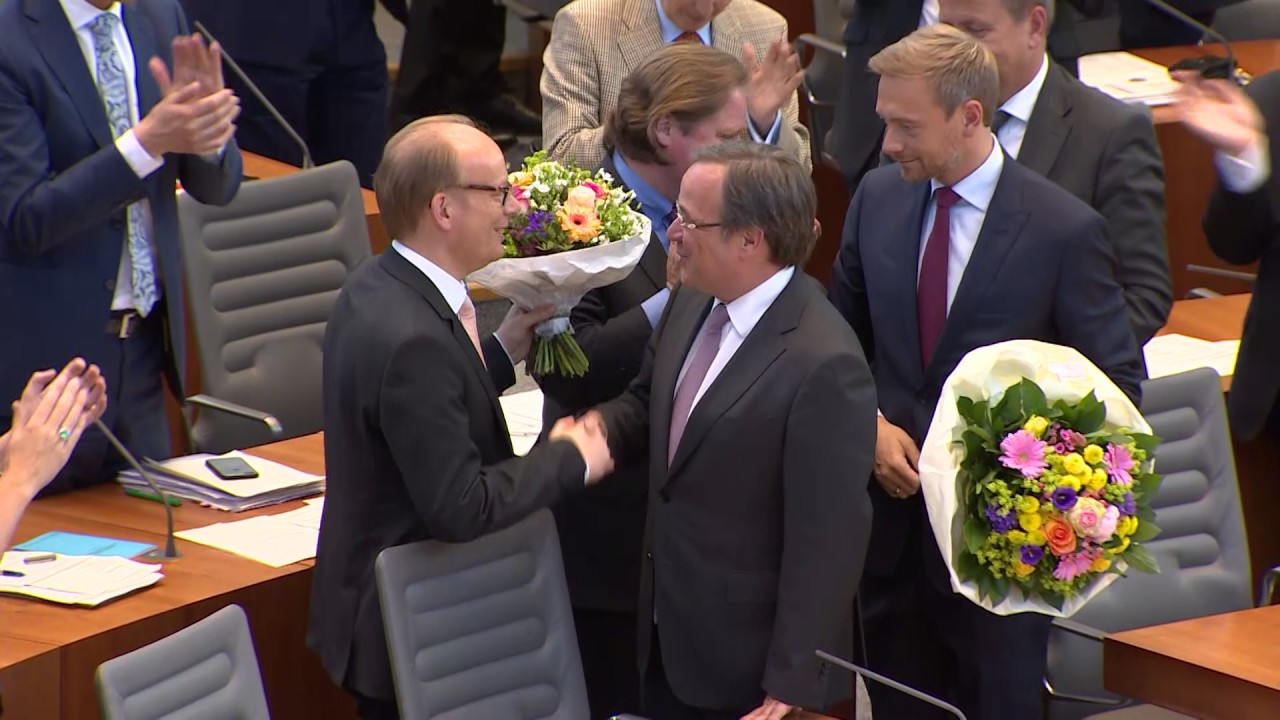 Der neue Landtag nimmt die Arbeit auf – Landtagspräsident André Kuper gewählt