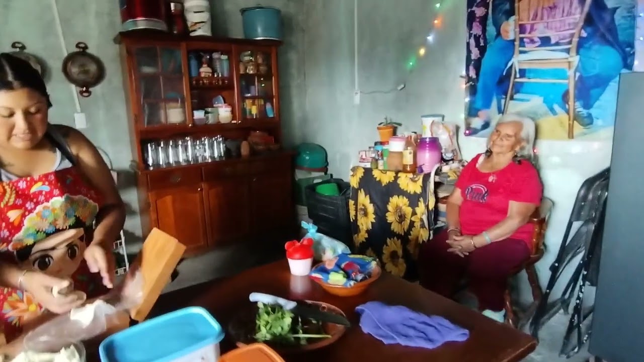 Preparando unos ricos sopes ami estilo 