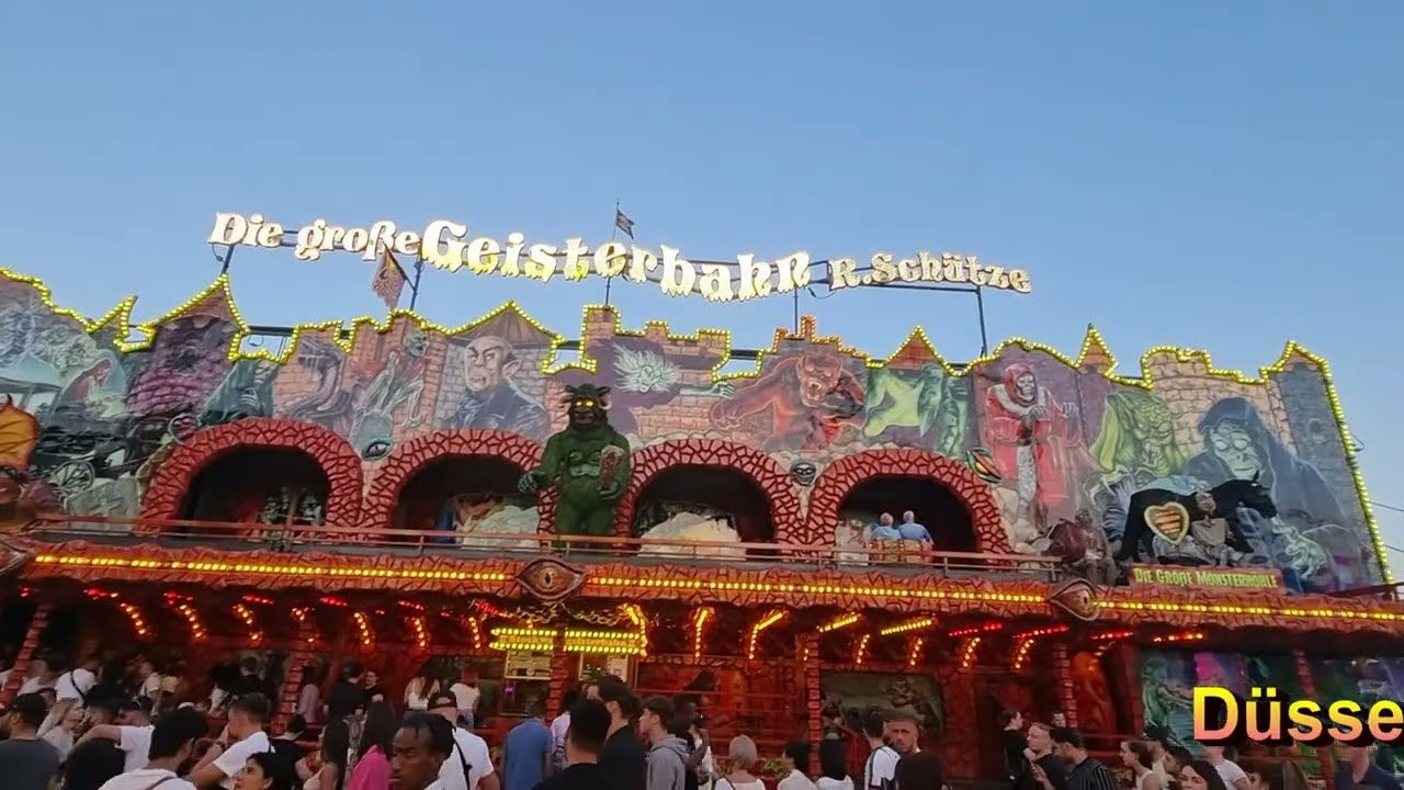 Rheinkirmes Düsseldorf 2022 - Die große Geisterbahn R.Schütze 4K-60fps