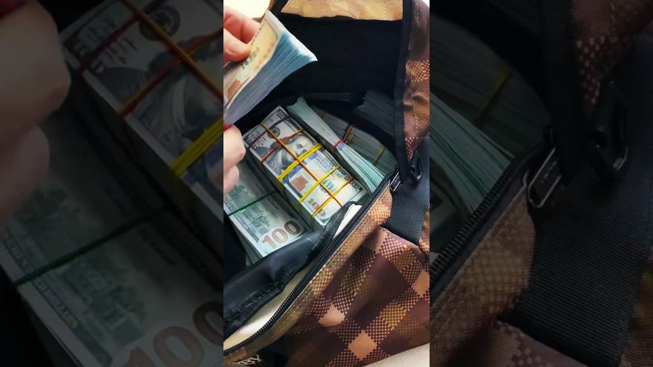Large tote bags make it convenient to carry money