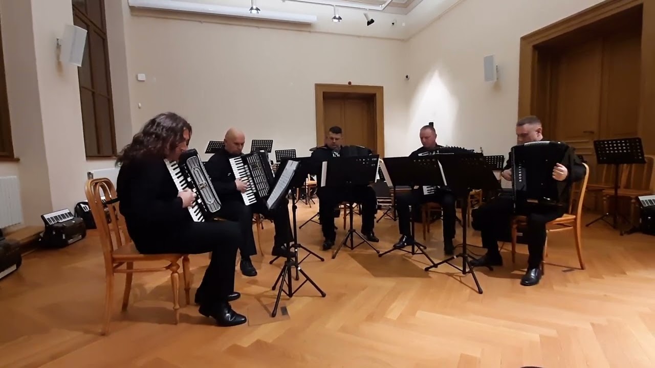 Opening Concert in Prague -  Kwintet Akordeonowy - Toccata Boellmann.