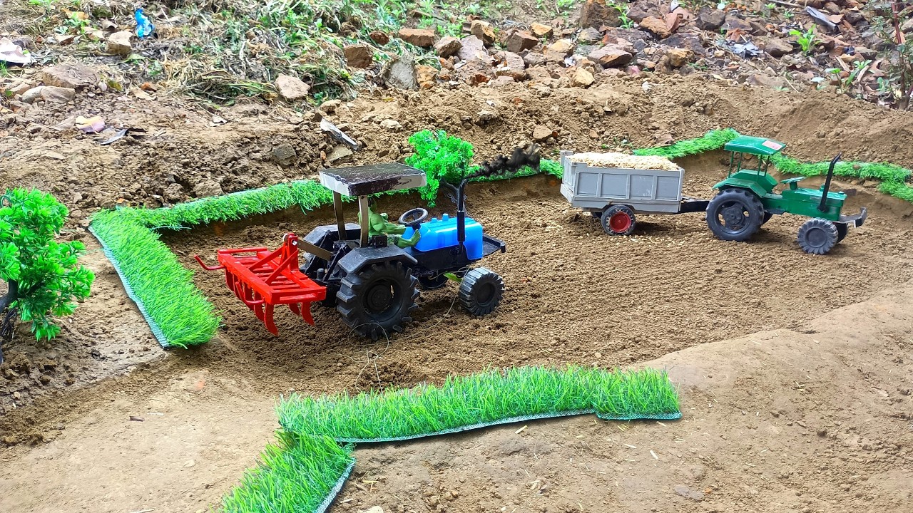 The mini tractor went to the field to show wheat | @MANKUTOYSs 