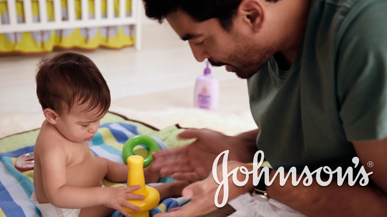 A Gentle Baby Massage with Louis and Tilly | JOHNSON’S®