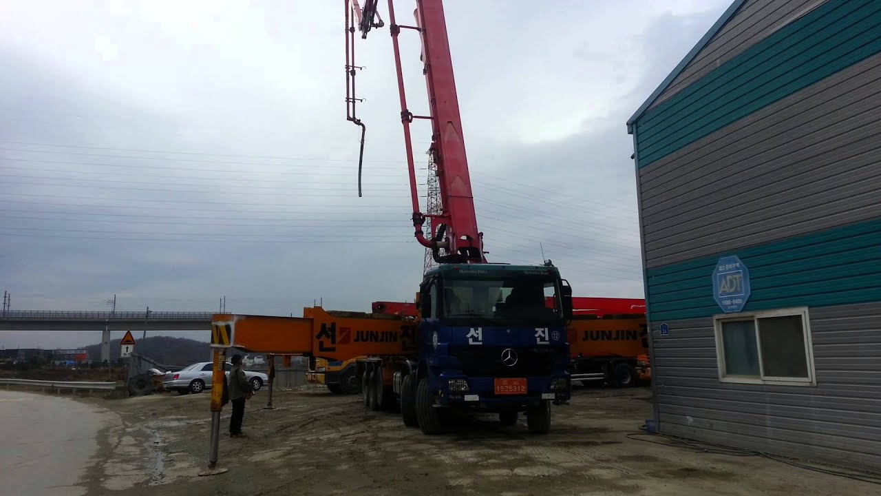 [ Winwin Used Machinery ] Concrete pump truck JUNJIN JJ B5217 2007 Benz For sale