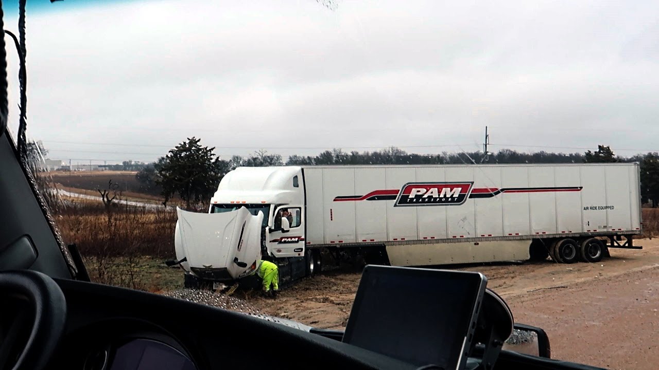 This Trucker Had A Bad Day And Got Stuck!