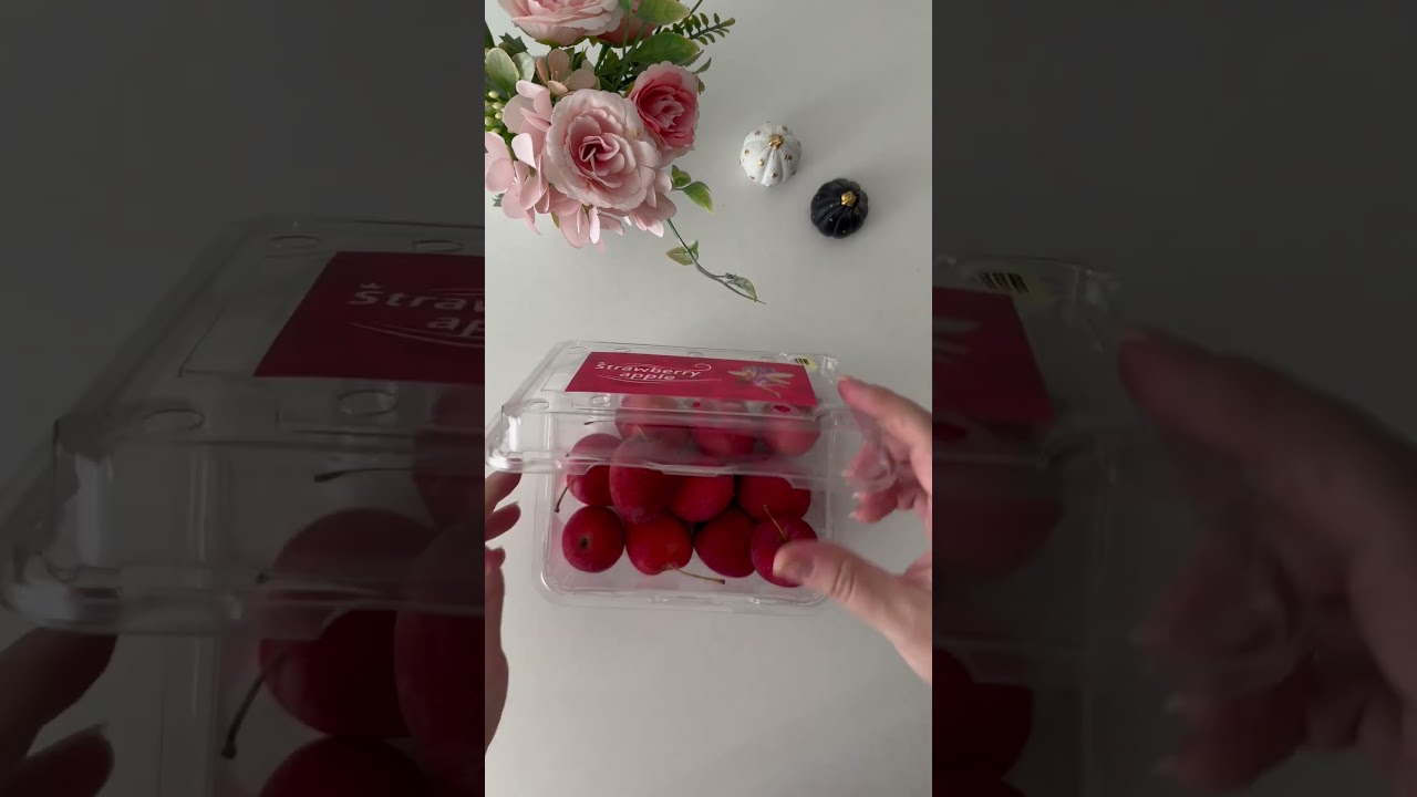 Apple Strawberry 🍎🍓amazing fruit 😋 😂 #fruit #fruitreview #apple #strawberry
