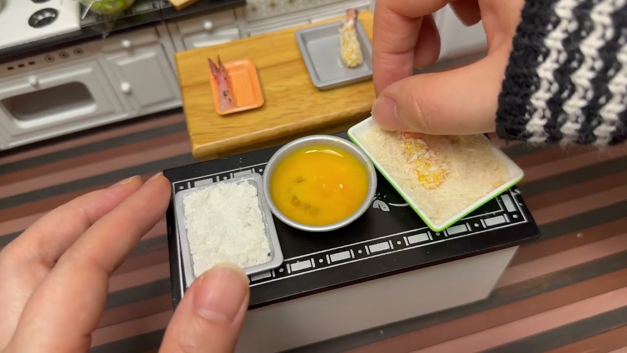 食べれるエビフライ Miniature Fried Shrimp