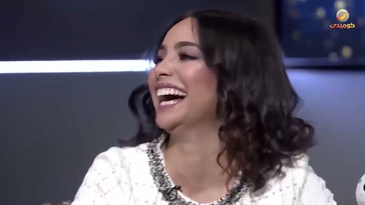 نجمة شباب البومب سارة اليافعي ضيف الحلقة الثامنة من برنامج  طارق شو