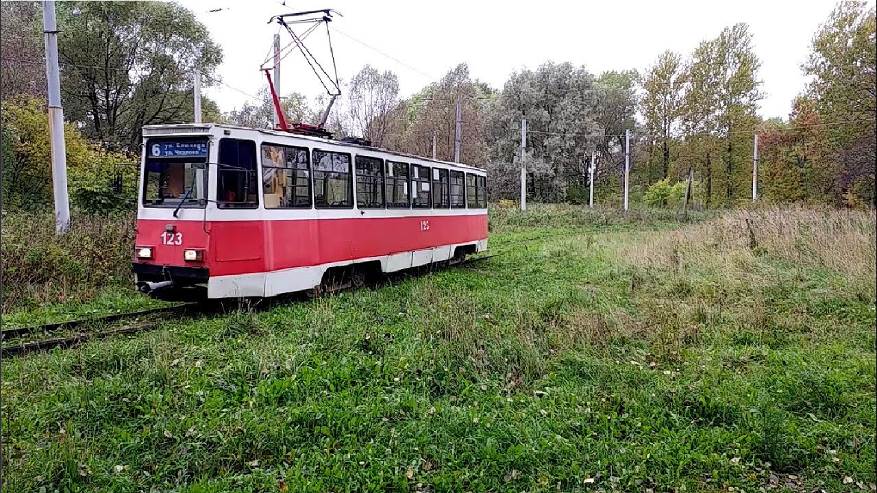 На трамвае ктм 5 по Ярославлю.