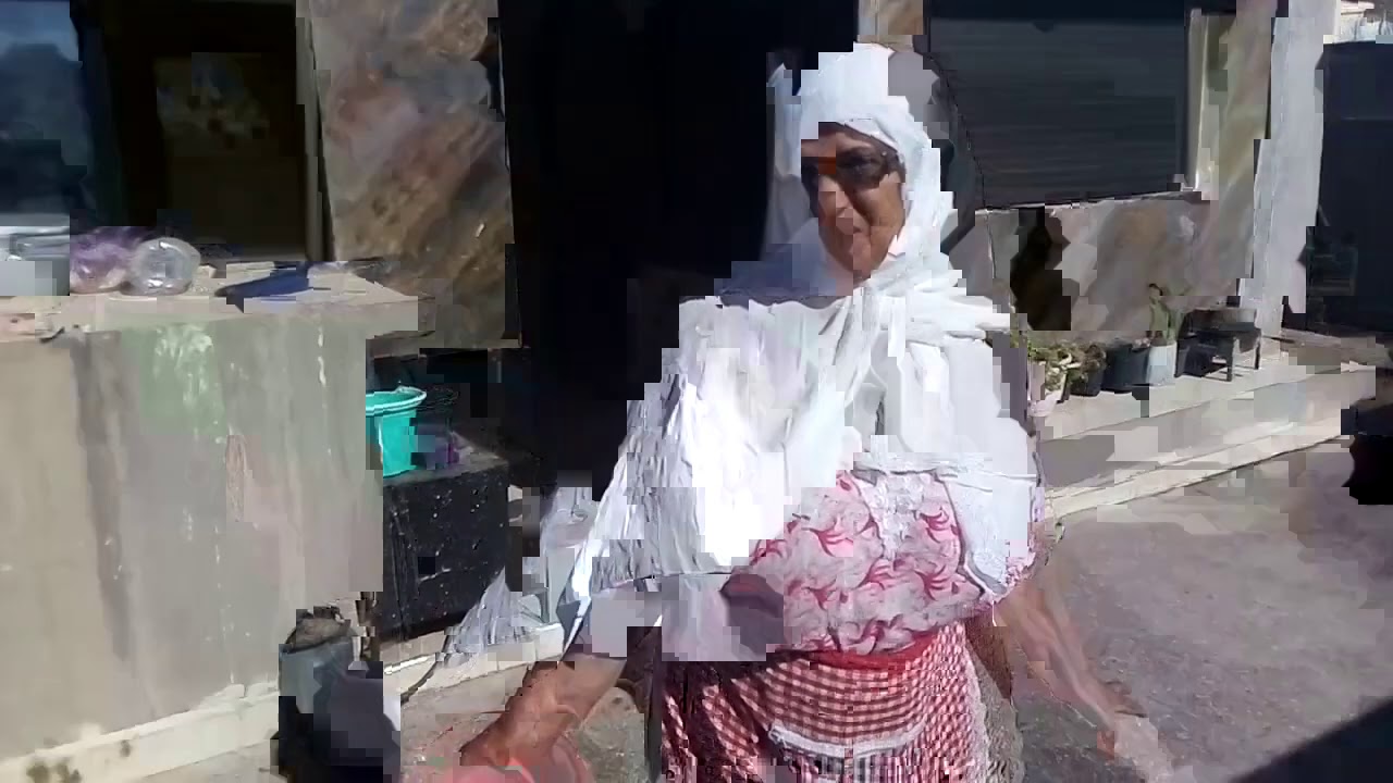 مي خدوج لحريزية كتقول ليكم اجيو تشوفو اش دارت ف هاد الصباح و سمعاوها اش غتقول ليكم 👍⁦❤️⁩