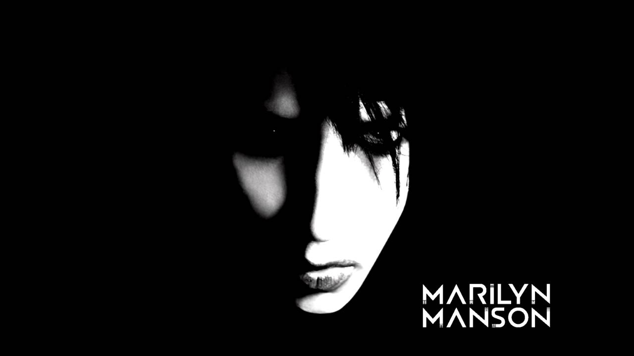 Marilyn Manson - The Beautiful People (8 bit)