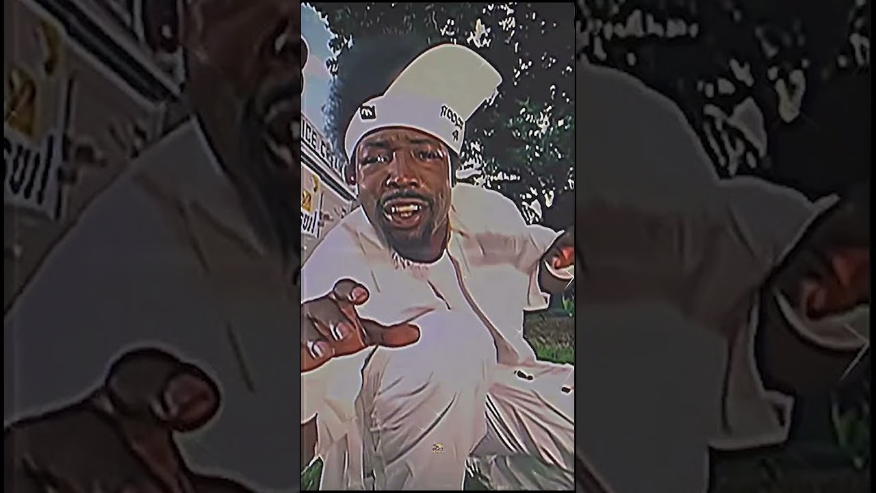 Because I Got High от Afroman — гимн для любителей покурить травку.