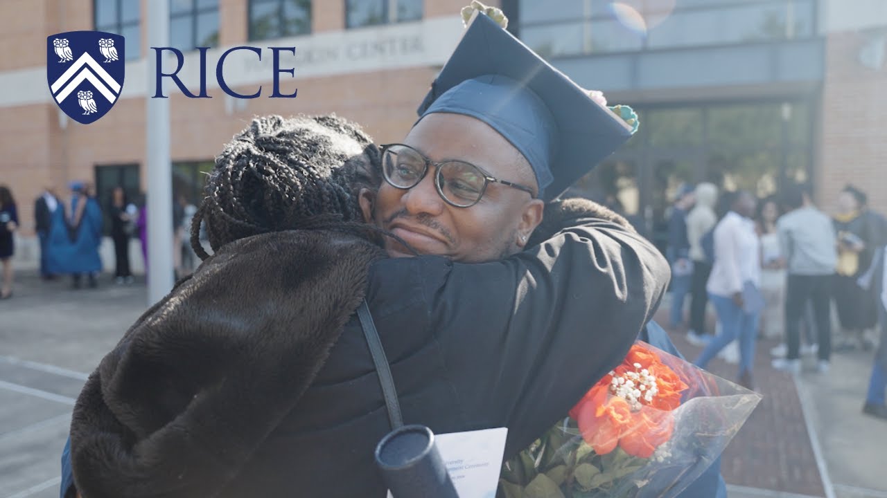 New Rice graduates ‘shoot for the stars’ as over 500 degrees are conferred at December commencement