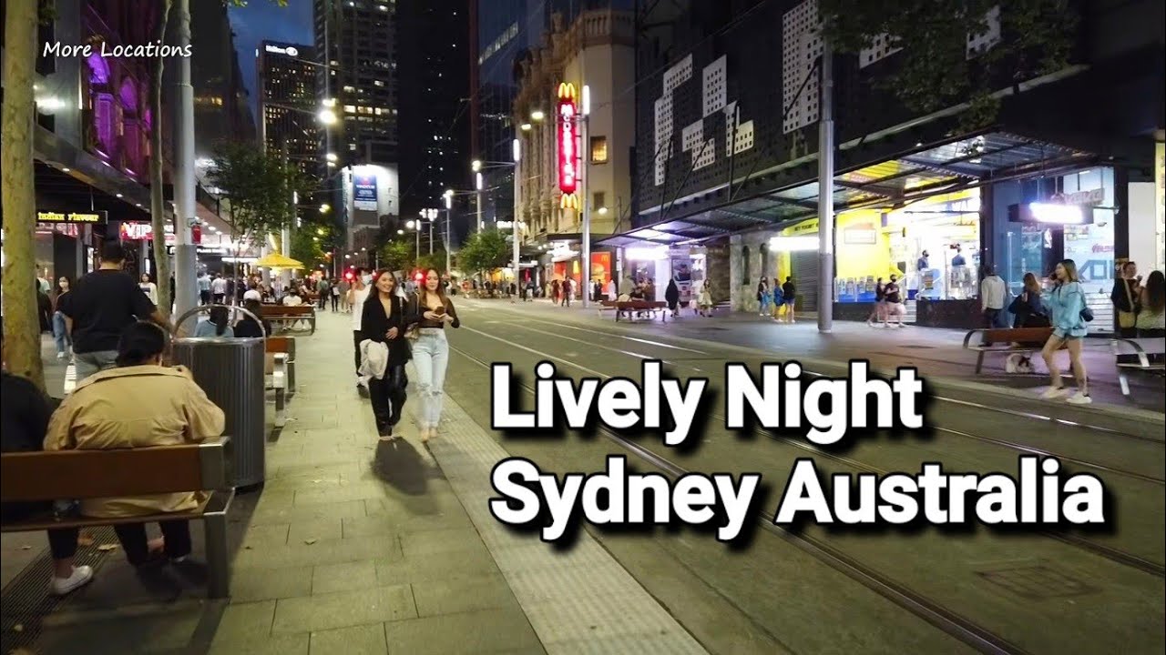 Lively Saturday Night in Sydney Australia (2022)