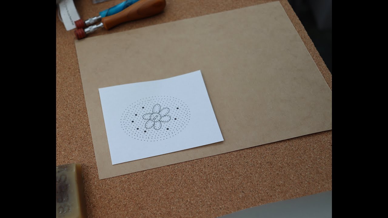 How to prepare a pattern to start bobbin lace