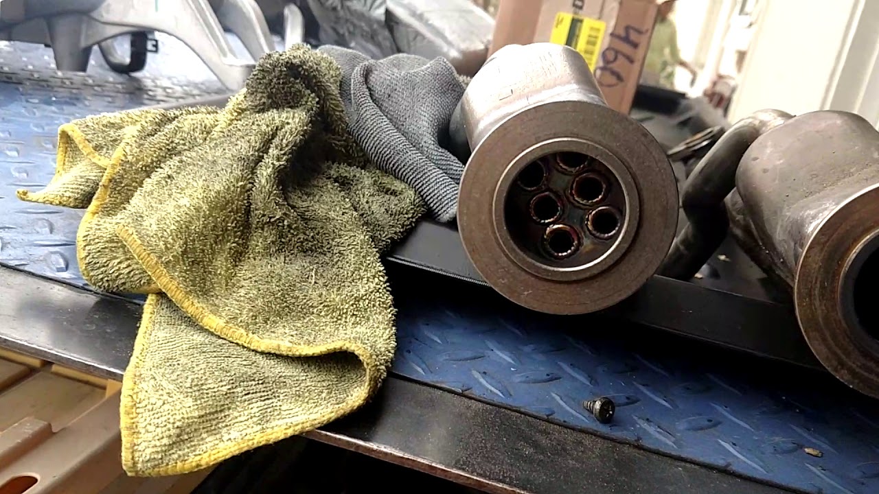 F-250 Powerstroke 6.0 Bulletproof EGR and Oil Cooler Install Part #2