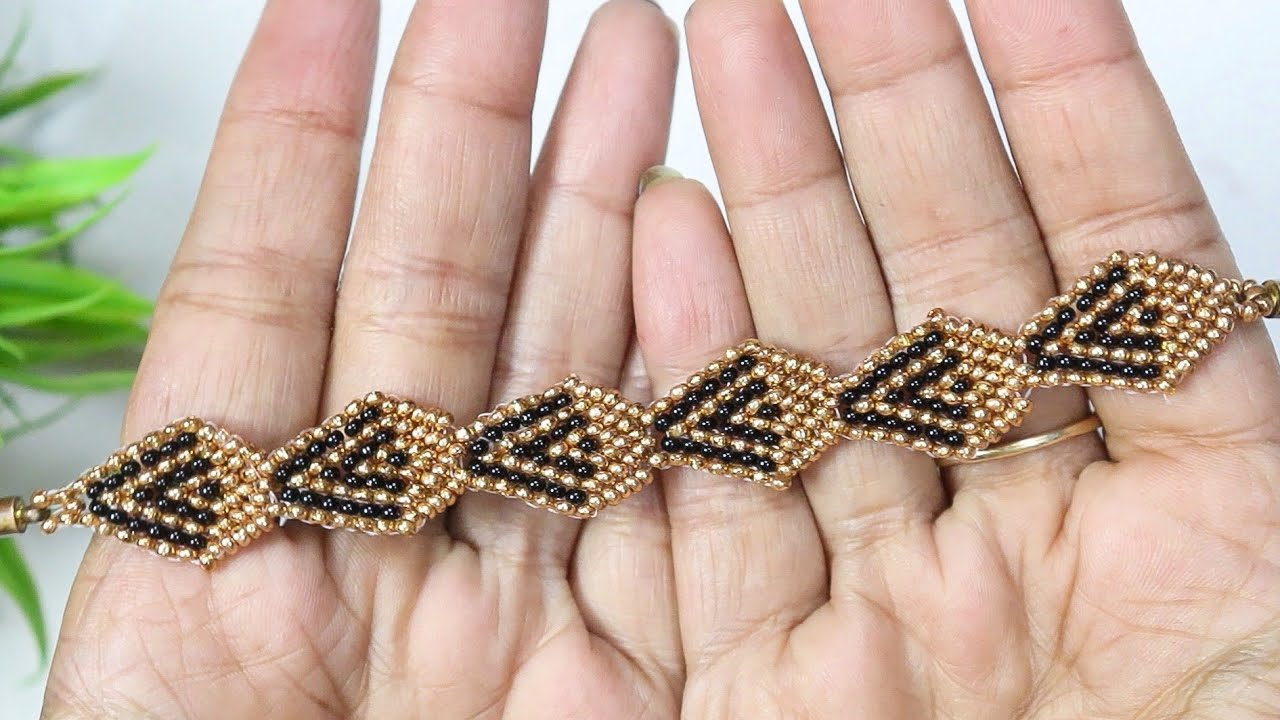 Stylish Black & Gold Beaded Bracelet Tutorial: Perfect for Any Occasion