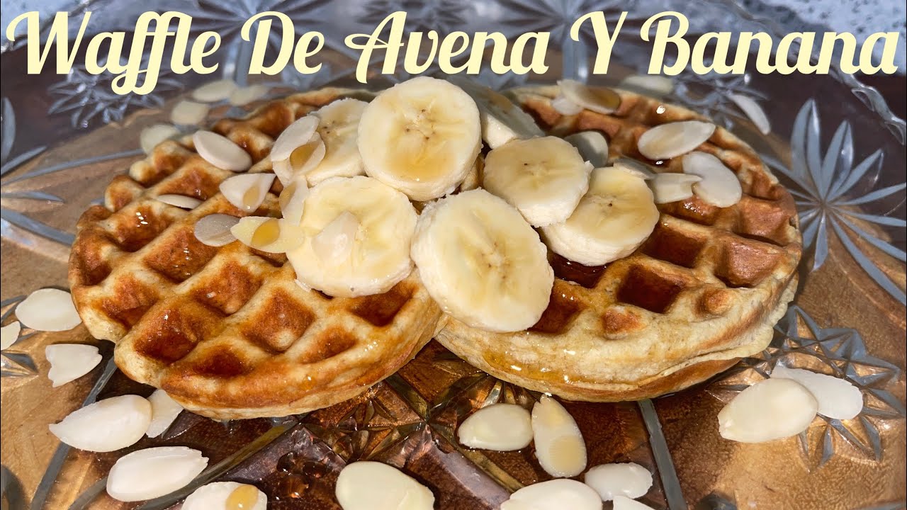 Waffle De Avena Y Banano Para El Desayuno