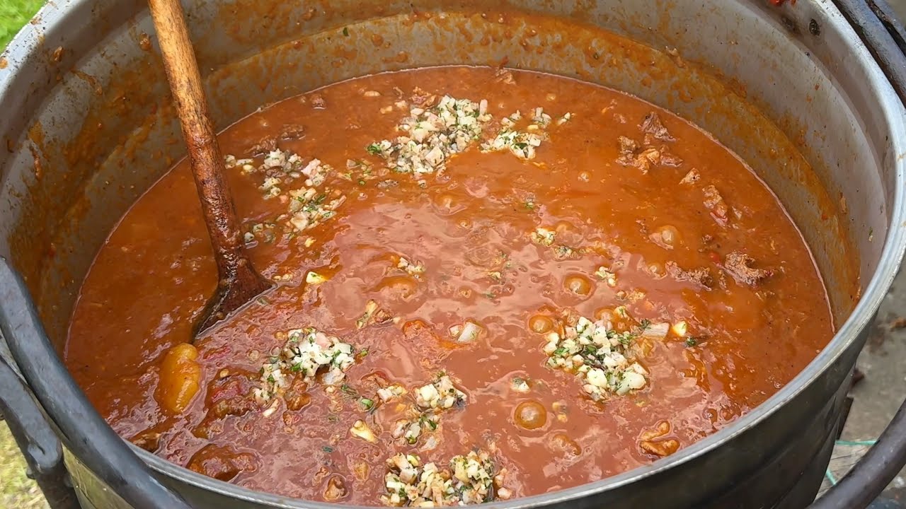 ✨GULAŠ GEVIRC✨GOULASH / BEEF STEW