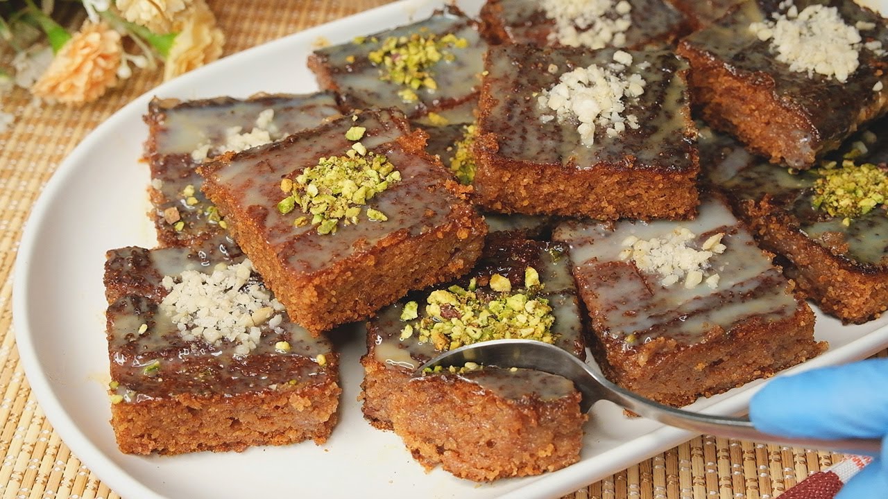 بسبوسة ملكية لرمضان الكل رح يسألكم عن وصفتها 🤭 بسبوسة التمر الملكية إدمااان