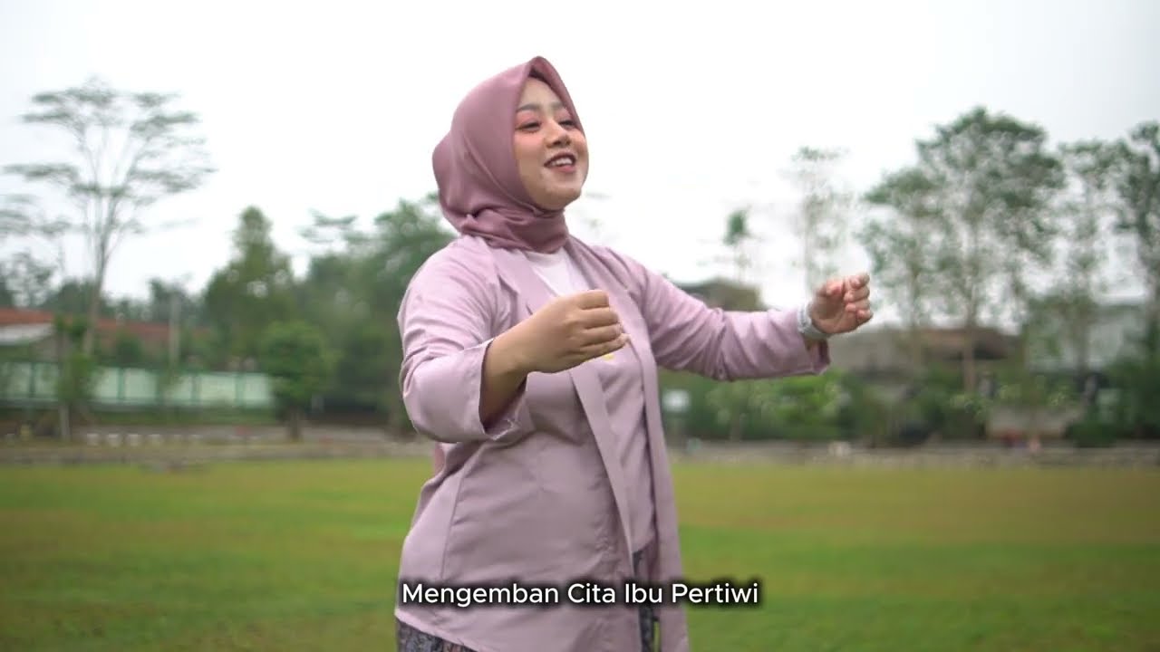 Mempersembahkan: Hymne Universitas Siliwangi oleh Paduan Suara        UPA PKKM Universitas Siliwangi