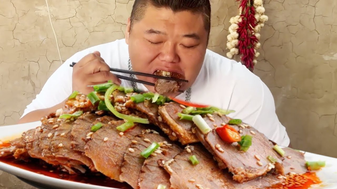 宠妻狂魔猴哥上线！为满足老婆想吃酱牛肉，潜心研究两天终于成功好吃到让老婆赞不绝口！【胖猴仔】