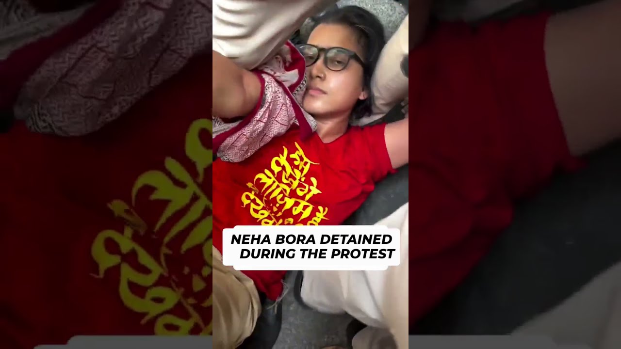 Neha Bora during the protest and is being detained #nehabora #cjpprotest #jantarmantar
