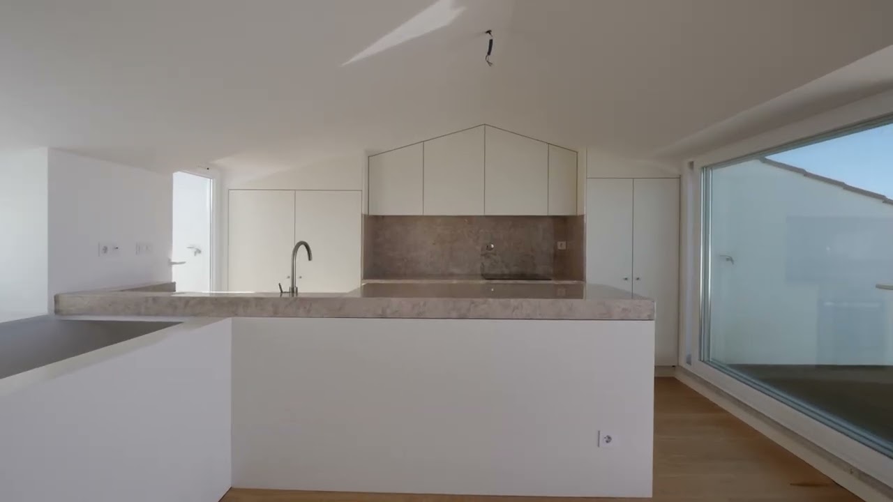Apartamento T2 duplex, com vista rio, para arrendamento no Seixal