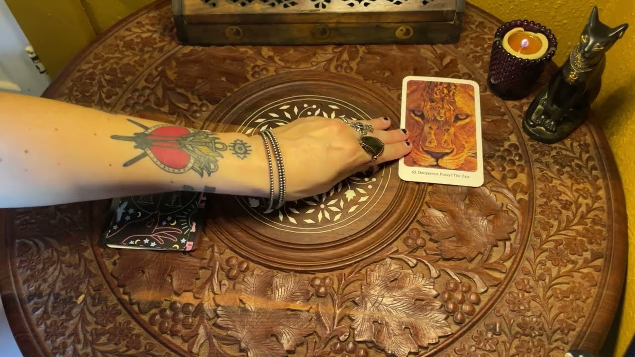 Past/Present/Future Pick a Card Reading