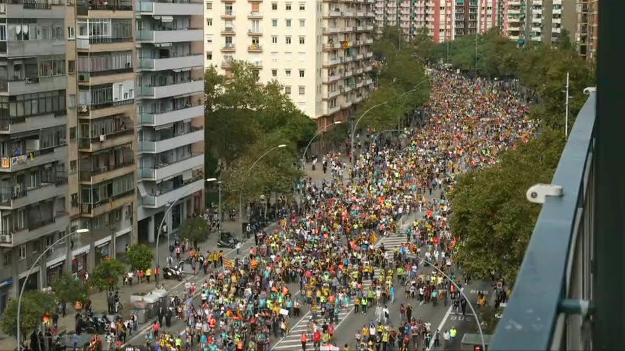 General strike in Catalonia as 'freedom marchers' walk in Barcelona | AFP