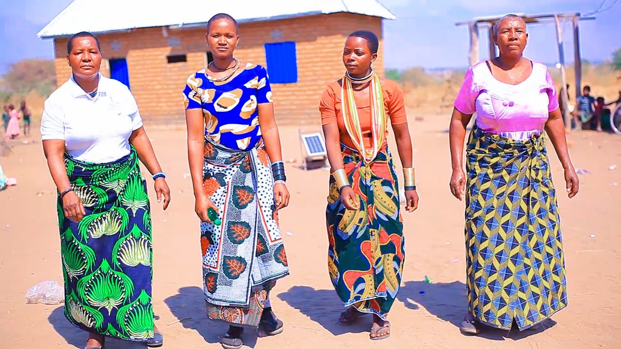 WALAGA LUKWAJA _HARUSI KWA MLANI(OFFICIAL VIDEO) BY MALONGWE DR