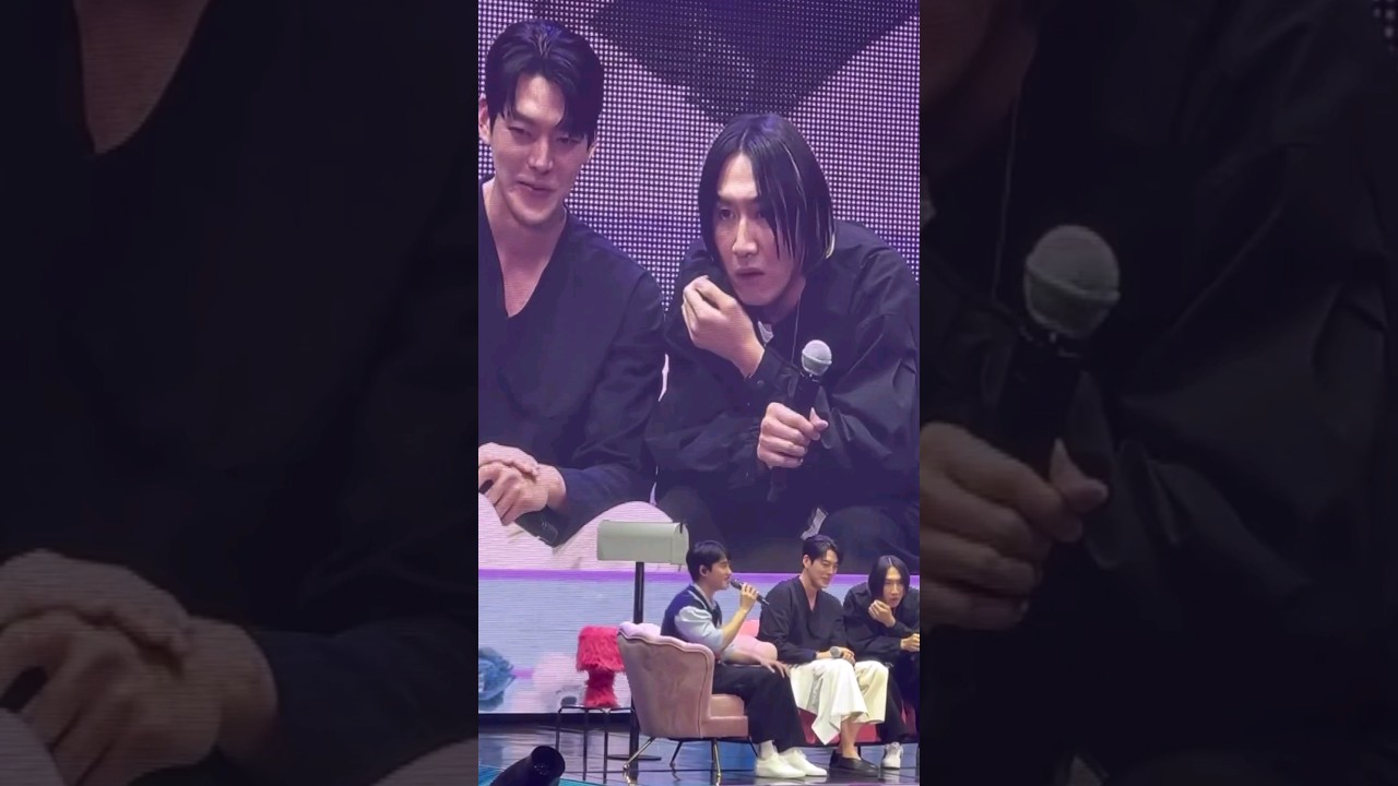 Kim Woo Bin and Lee Kwang Soo's embarrassment reaction to #EXO D.O self made fanchant