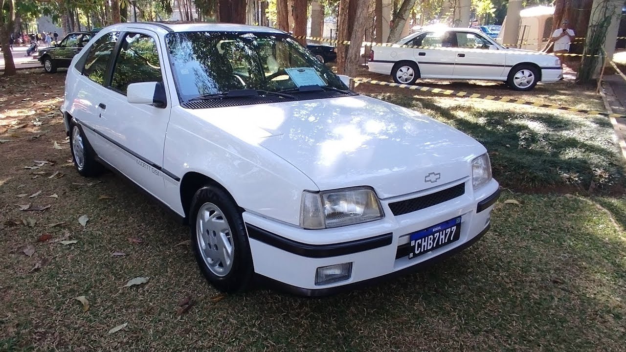 Encontro de Carros Antigos em Poços de Caldas Mg Parte 2