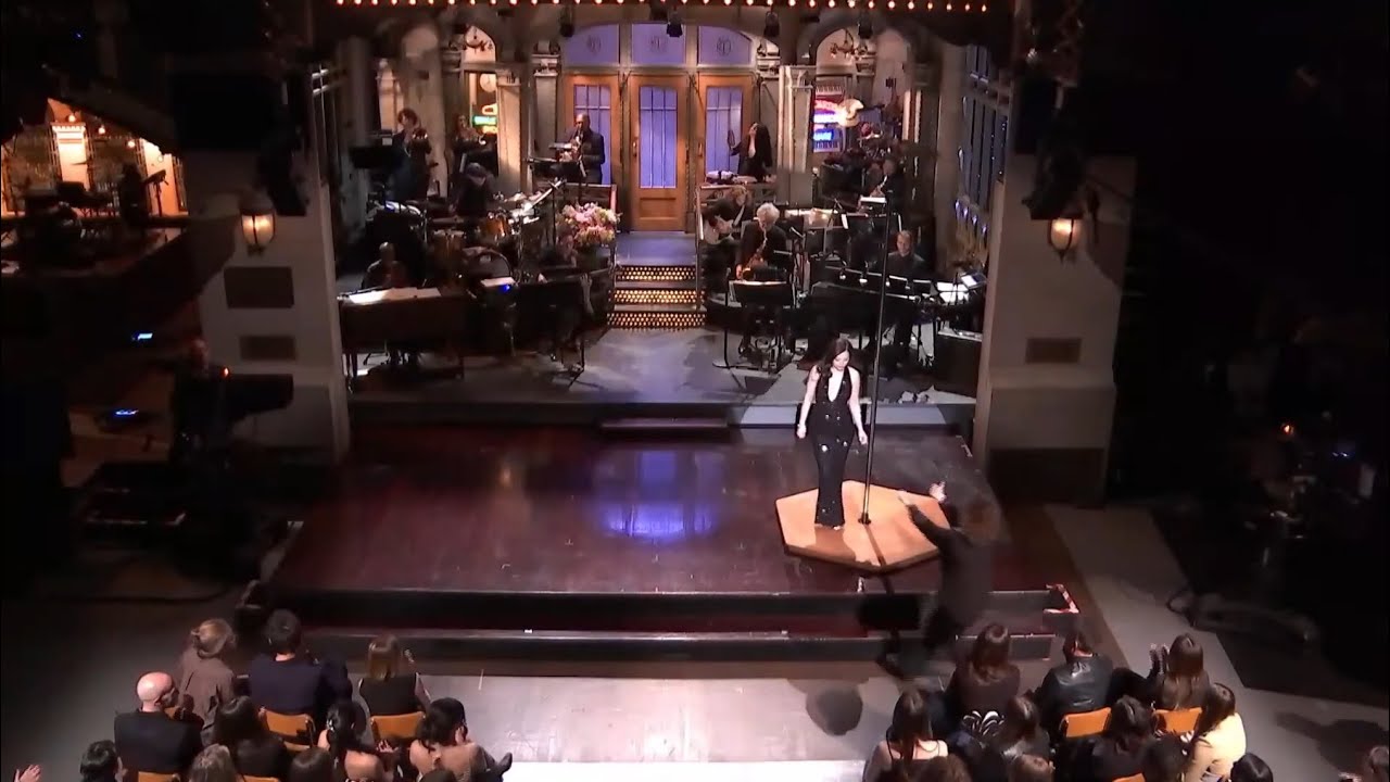 SNL BTS S50 E15: Mikey Madison/Morgan Wallen - SNL Fanatic