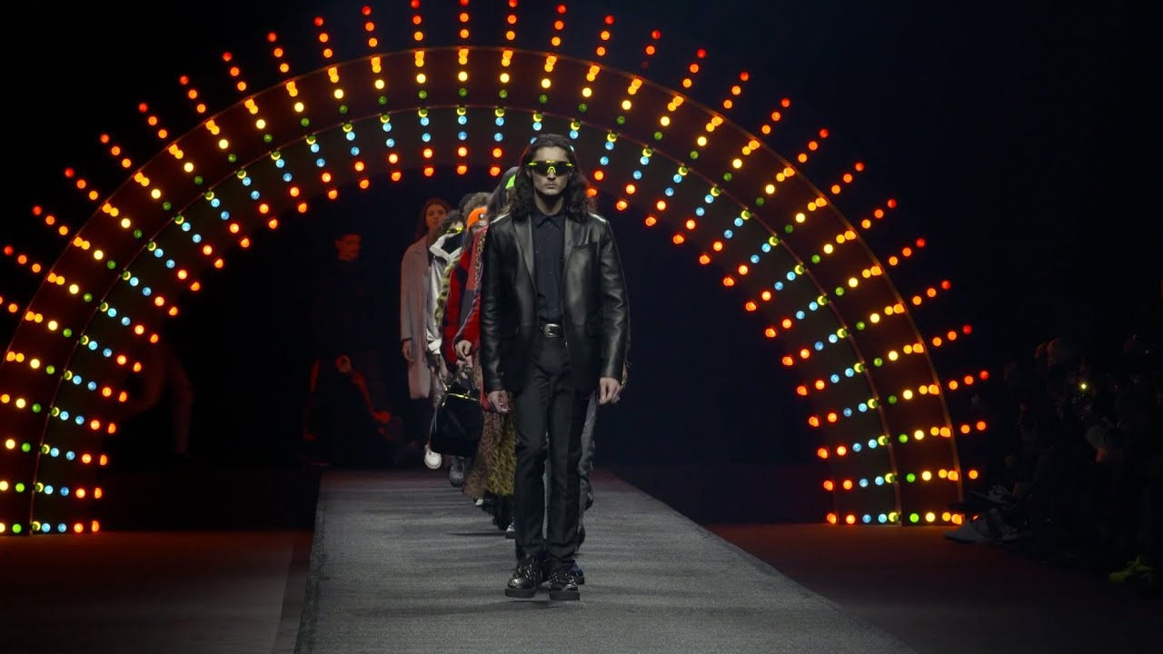 MARCELO BURLON COUNTY OF MILAN || FALL WINTER 2020 SHOW